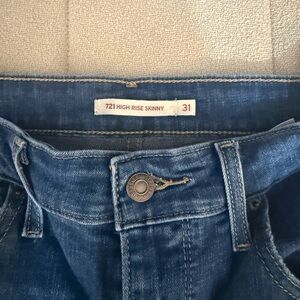 Levi's 721 High Rise Skinny Jeans - Dark Blue Wash